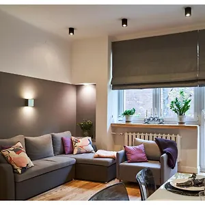 Apartment Kredytowa, Warsaw