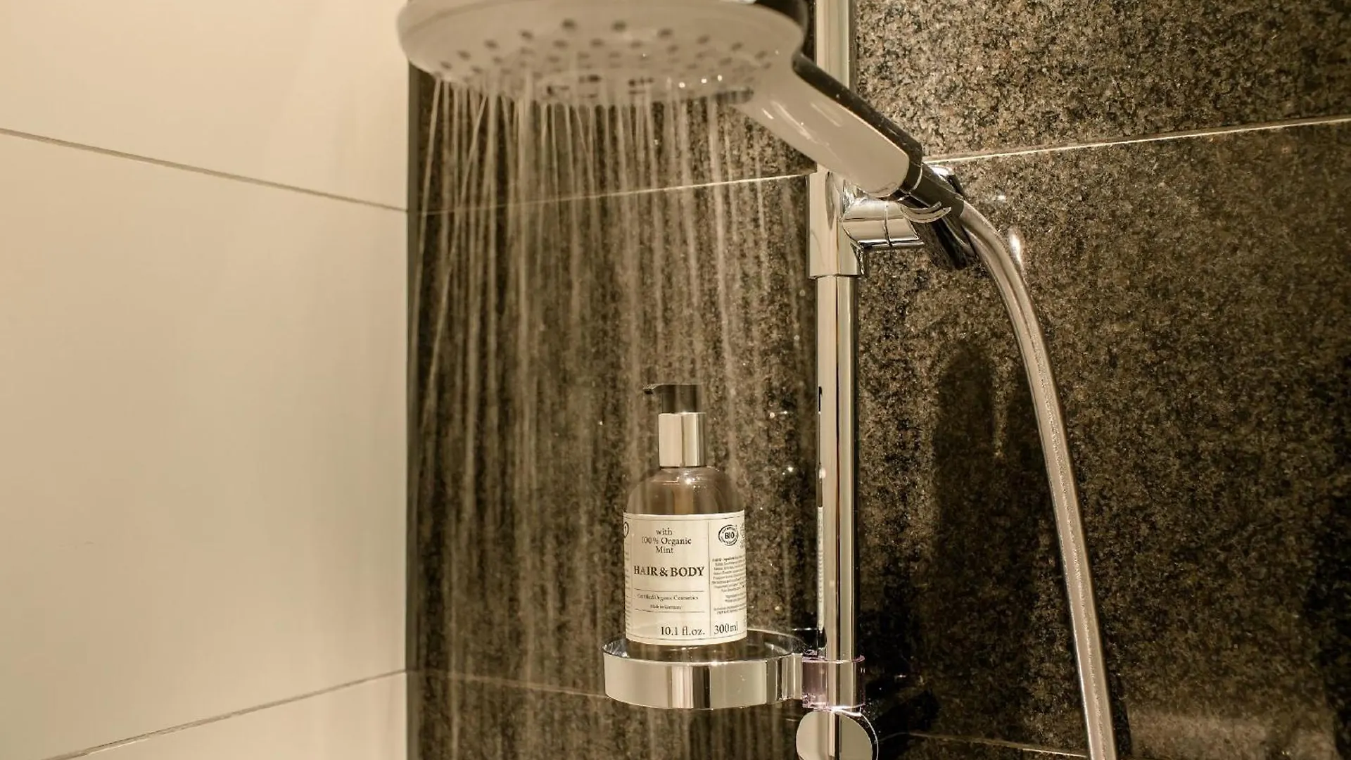 Motel One Warsaw-Chopin 3*,